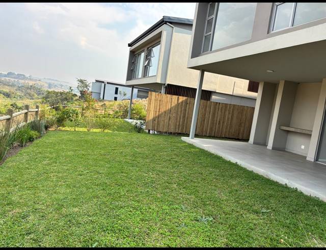 4 BEDROOM HOUSE FOR SALE IN PALM LAKES ESTATE
